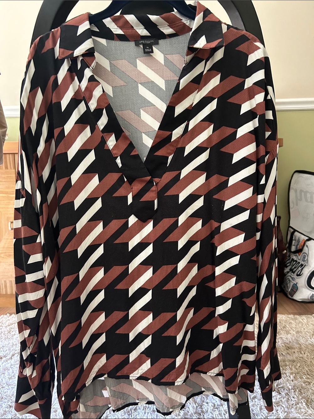 Anne Klein Black Rust and Cream Geometric V-Neck Tunic